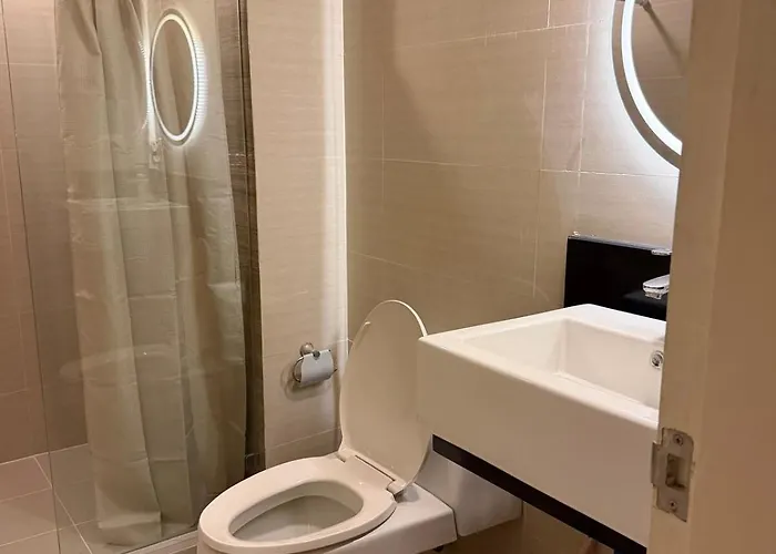 Apartment Stylish Near Venice Mall , Wi-fi Manila